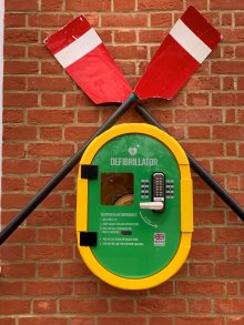 Public Access Defibrillator Installed at KGS